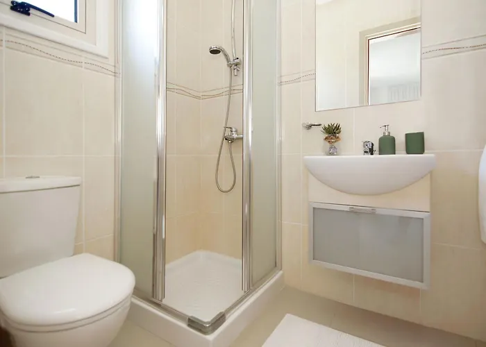 Villa Artemis - 30m From Pernera Protaras