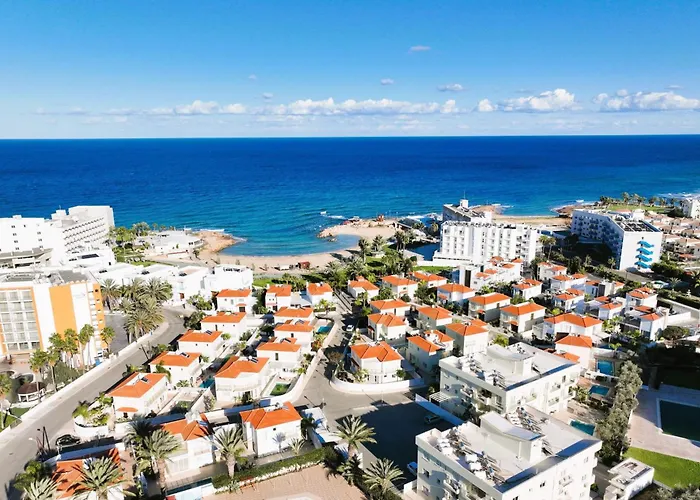 Artemis - 30m From Pernera