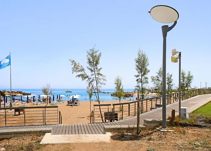 Artemis - 30m From Pernera * Protaras