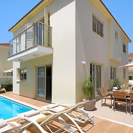 Tatil Evi Artemis - 30m From Pernera