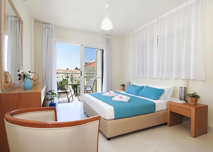 Artemis - 30m From Pernera Protaras