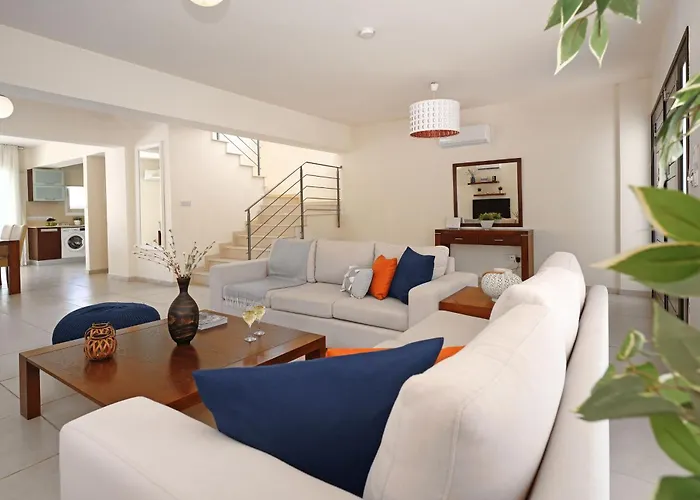 Artemis - 30m From Pernera *